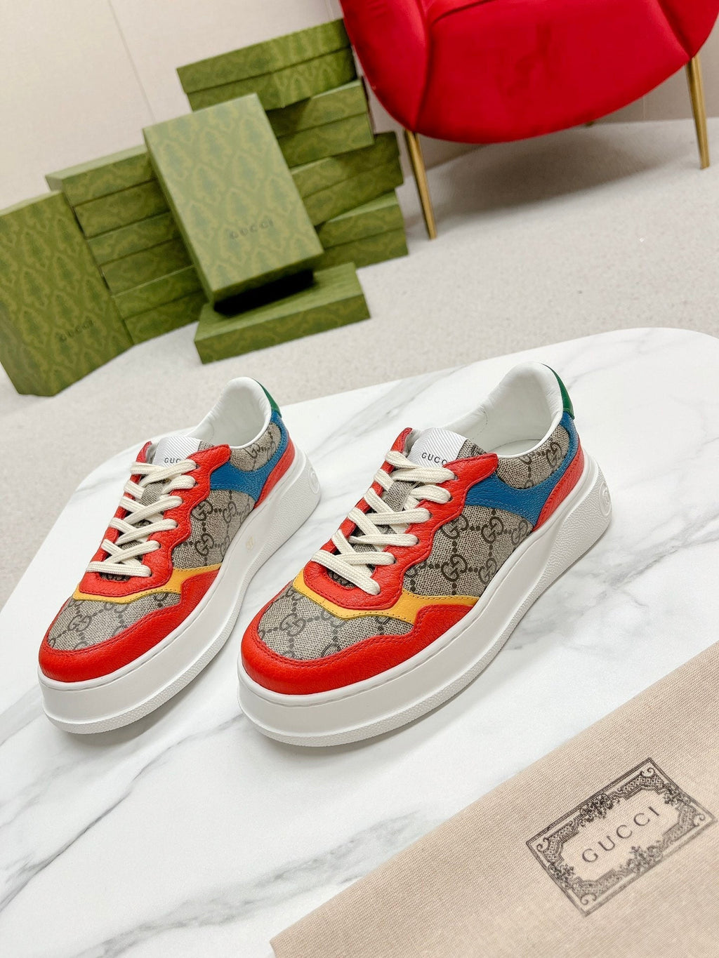 GUCCI TRAINER LIGHT BROWN AND CANDY CALFSKIN