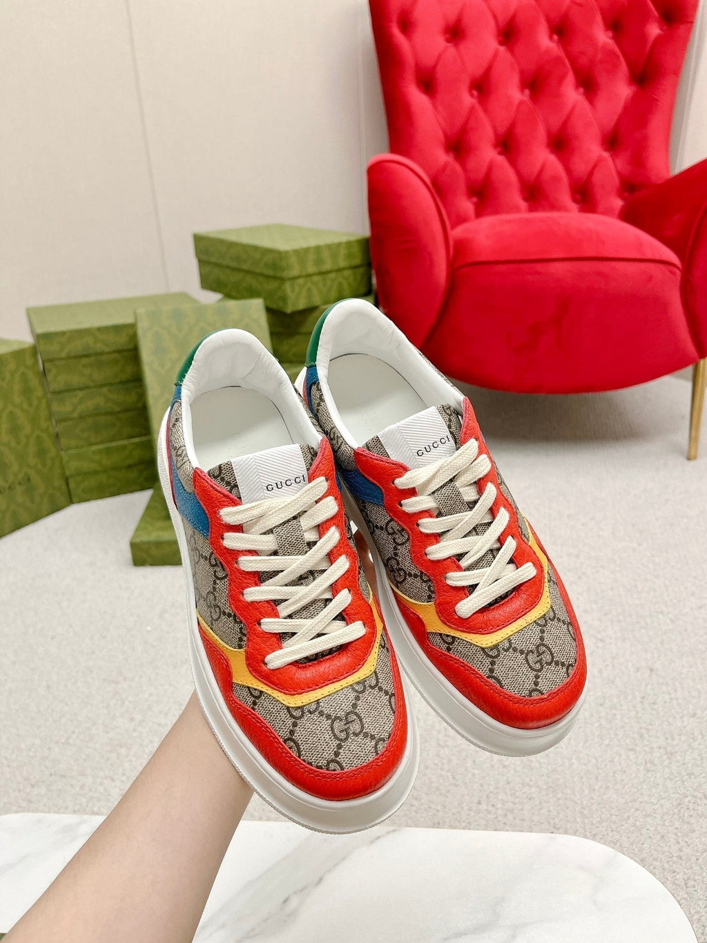 GUCCI TRAINER LIGHT BROWN AND CANDY CALFSKIN