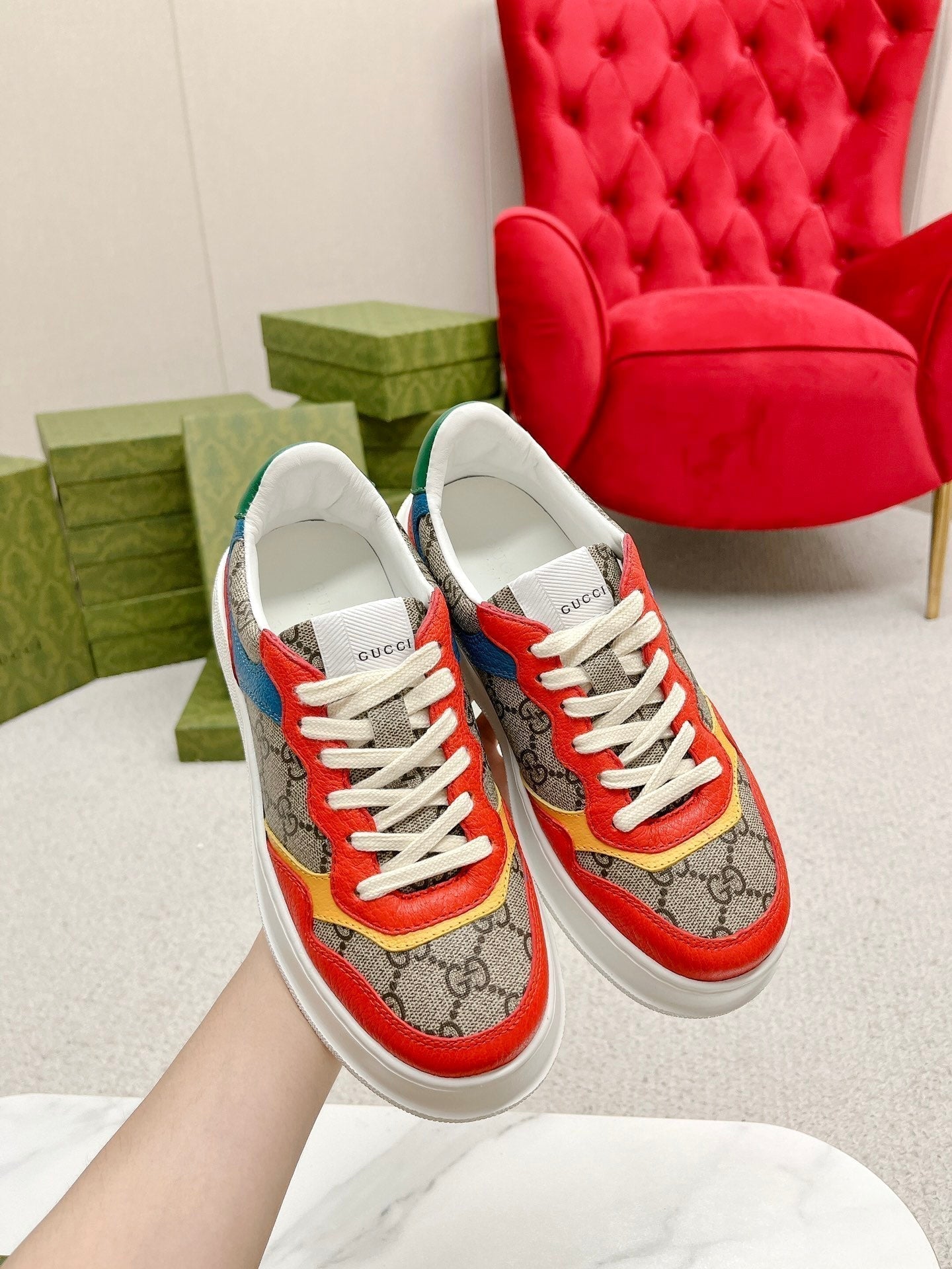 GUCCI TRAINER LIGHT BROWN AND CANDY CALFSKIN