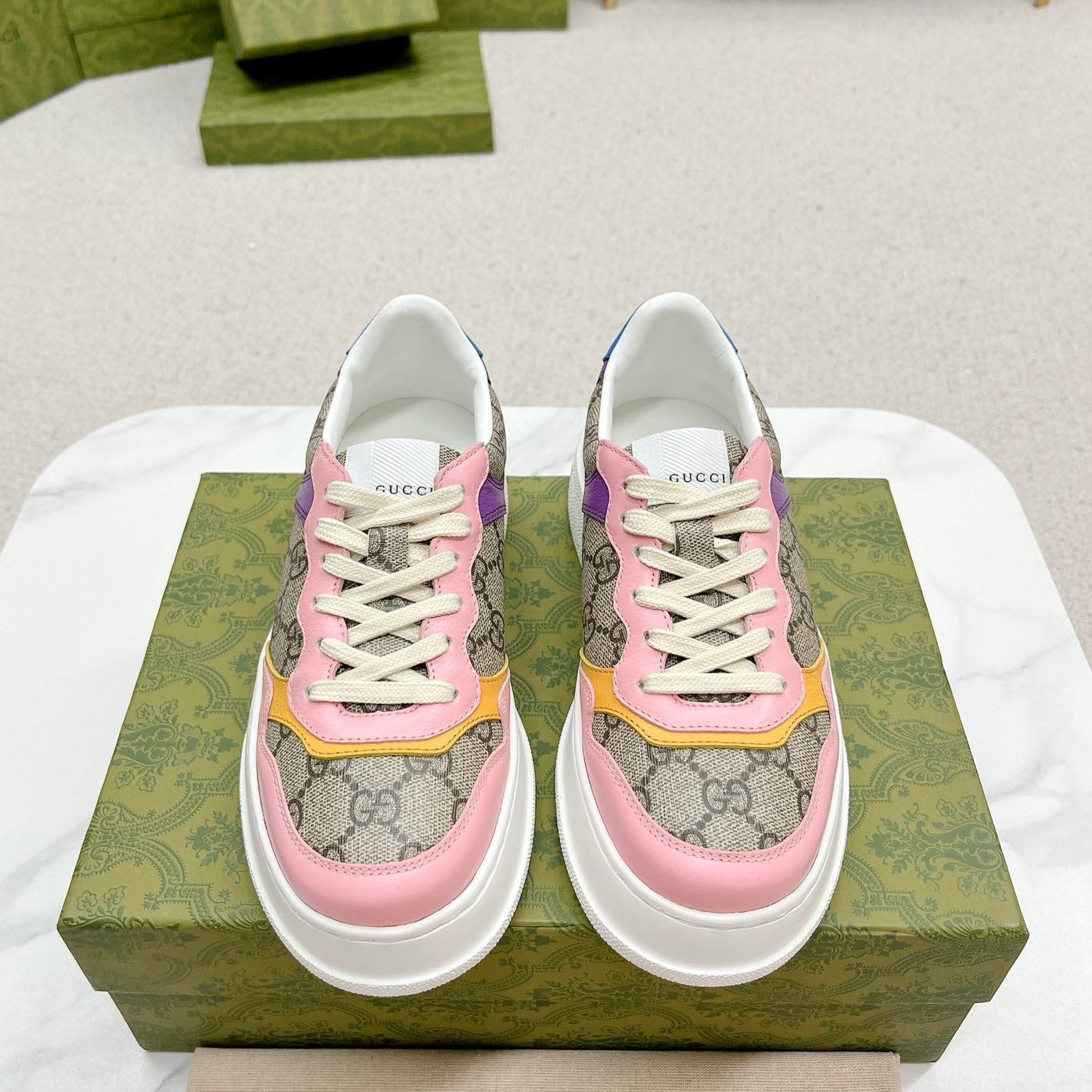 GUCCI TRAINER LIGHT BROWN AND PINK CALFSKIN