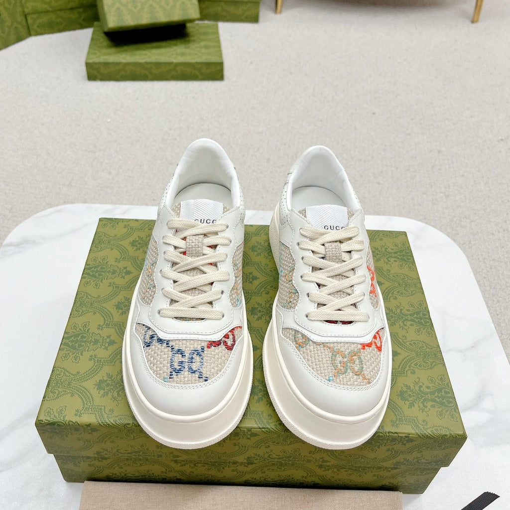 GUCCI TRAINER WHITE AND CREAM CALFSKIN