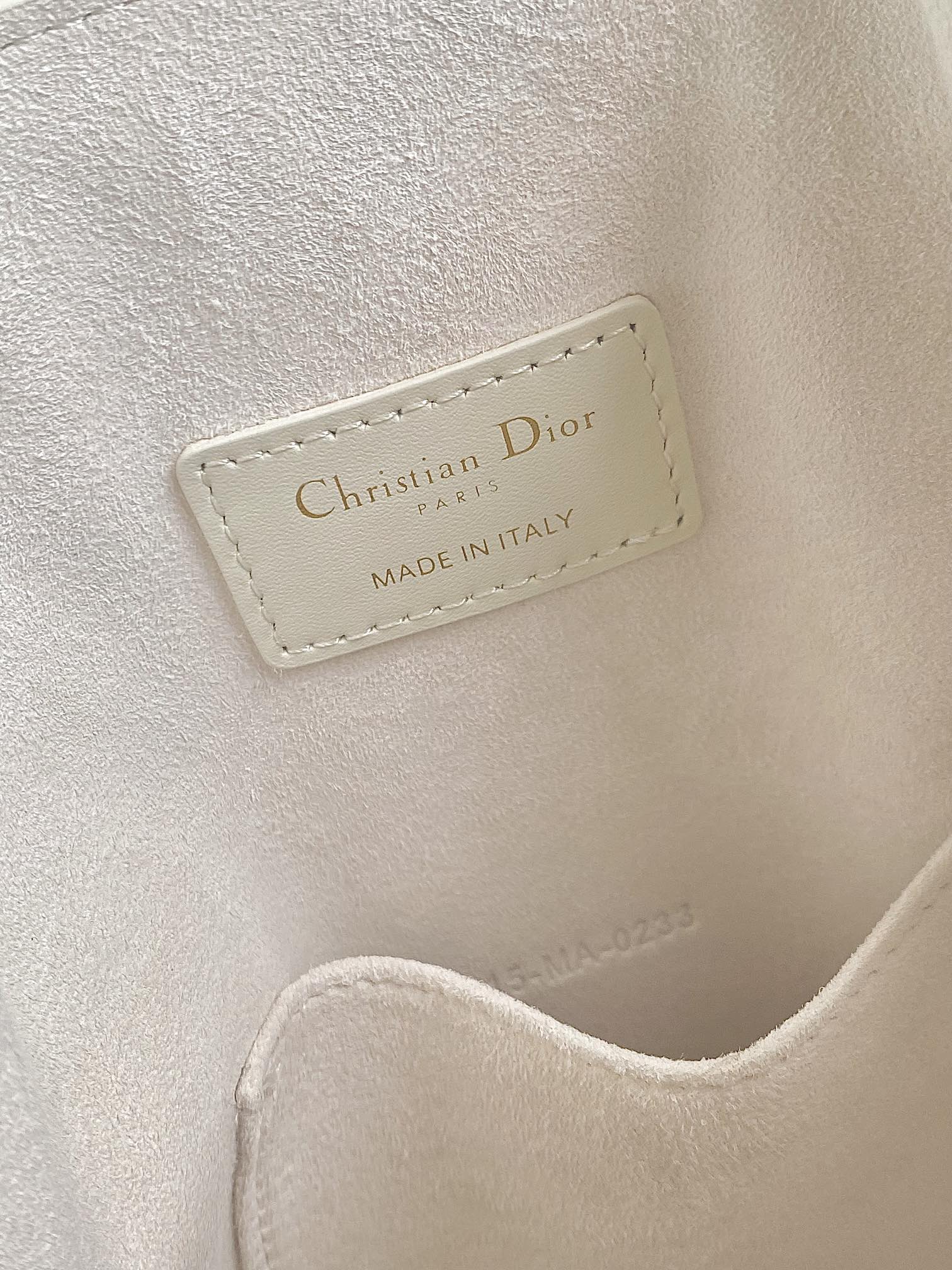 DIOR MEDIUM C'EST 24 IN WHITE CD-EMBOSSED CALFSKIN