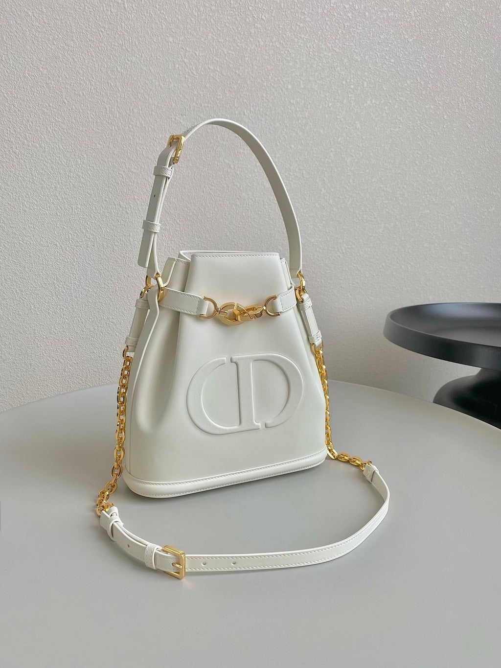 DIOR MEDIUM C'EST 24 IN WHITE CD-EMBOSSED CALFSKIN