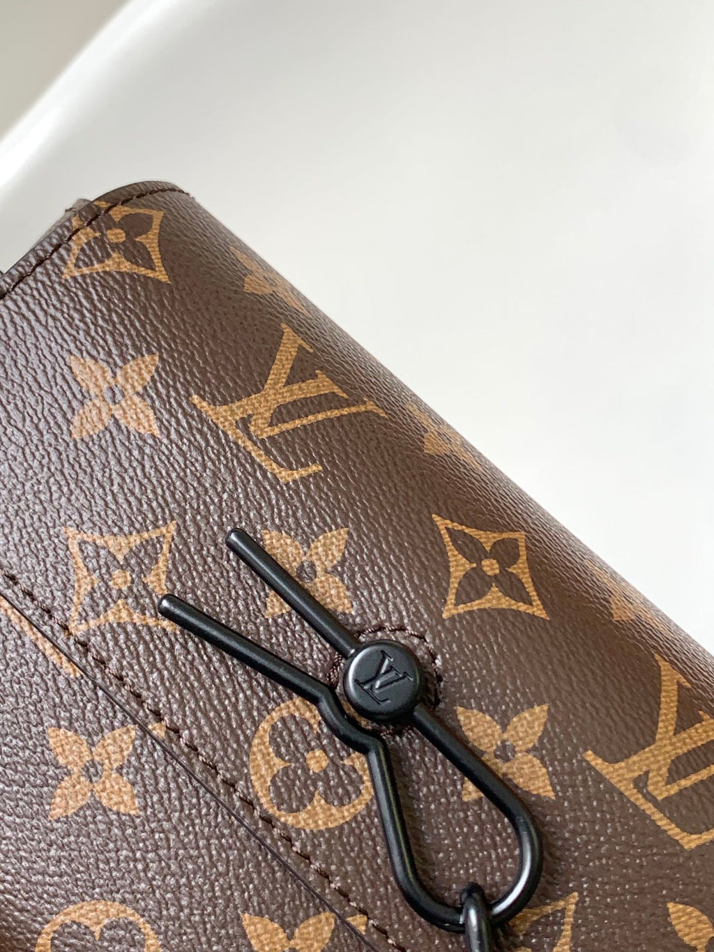 LOUIS VUITTON STEAMER BAG 26 IN BROWN MONOGRAM MACASSAR CANVAS