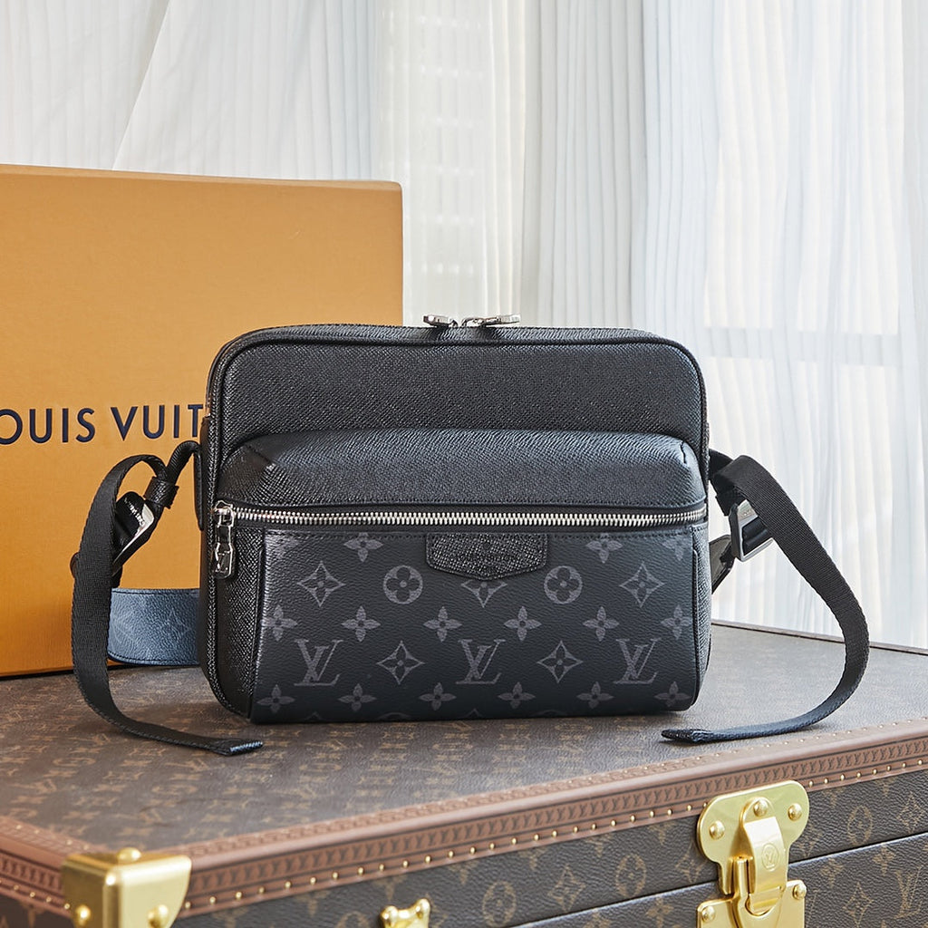 LOUIS VUITTON OUTDOOR MESSENGER 26 IN BLACK TAIGA LEATHER MIX MONOGRAM ECLIPSE CANVAS