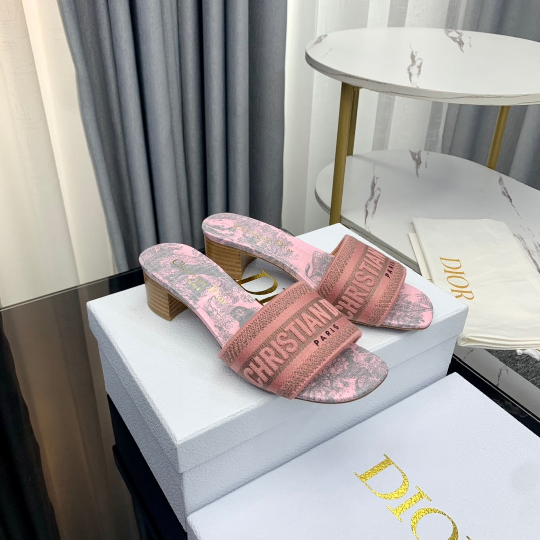 DIOR CD Mule Dway Heeled Slide 45mm Style 78