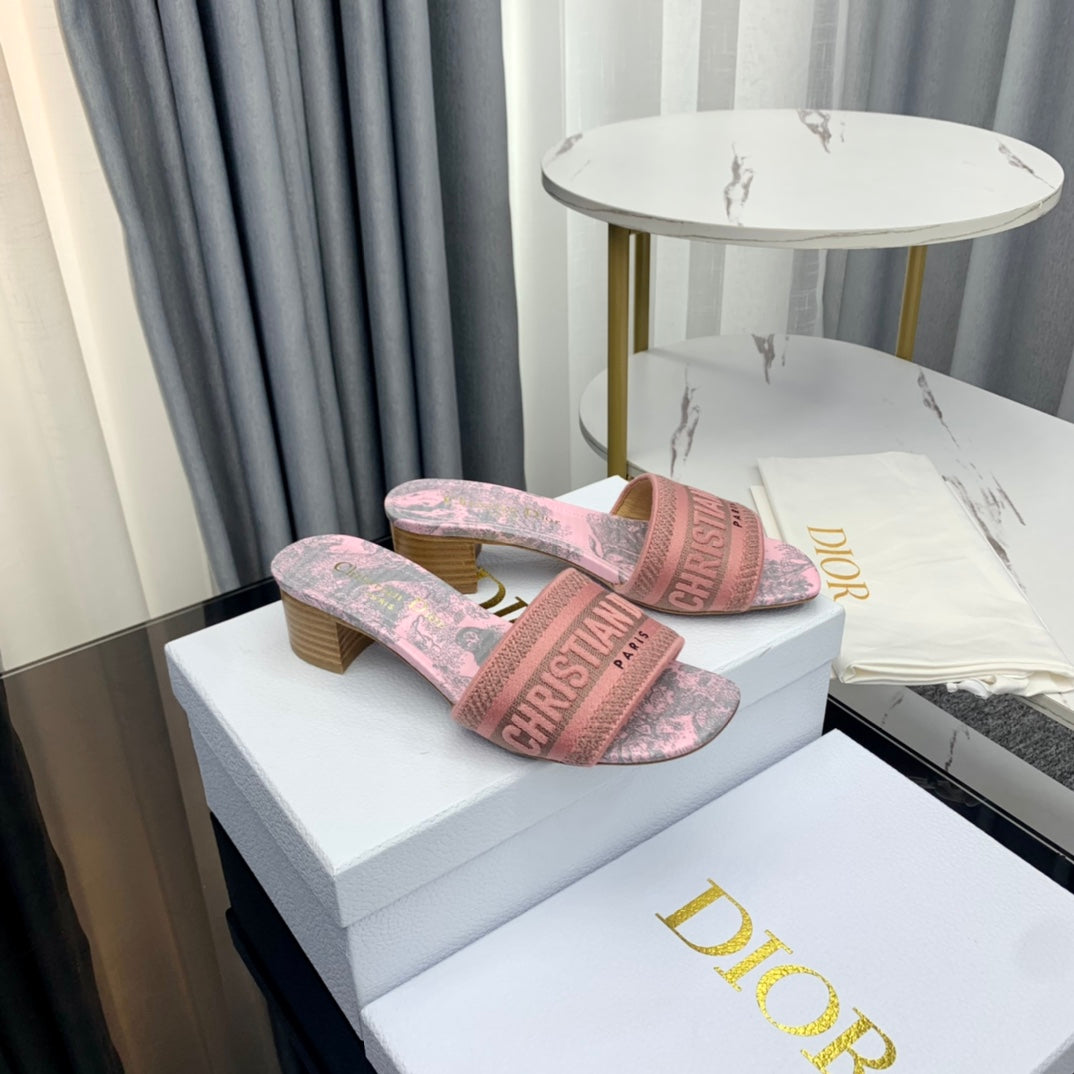 DIOR CD Mule Dway Heeled Slide 45mm Style 78