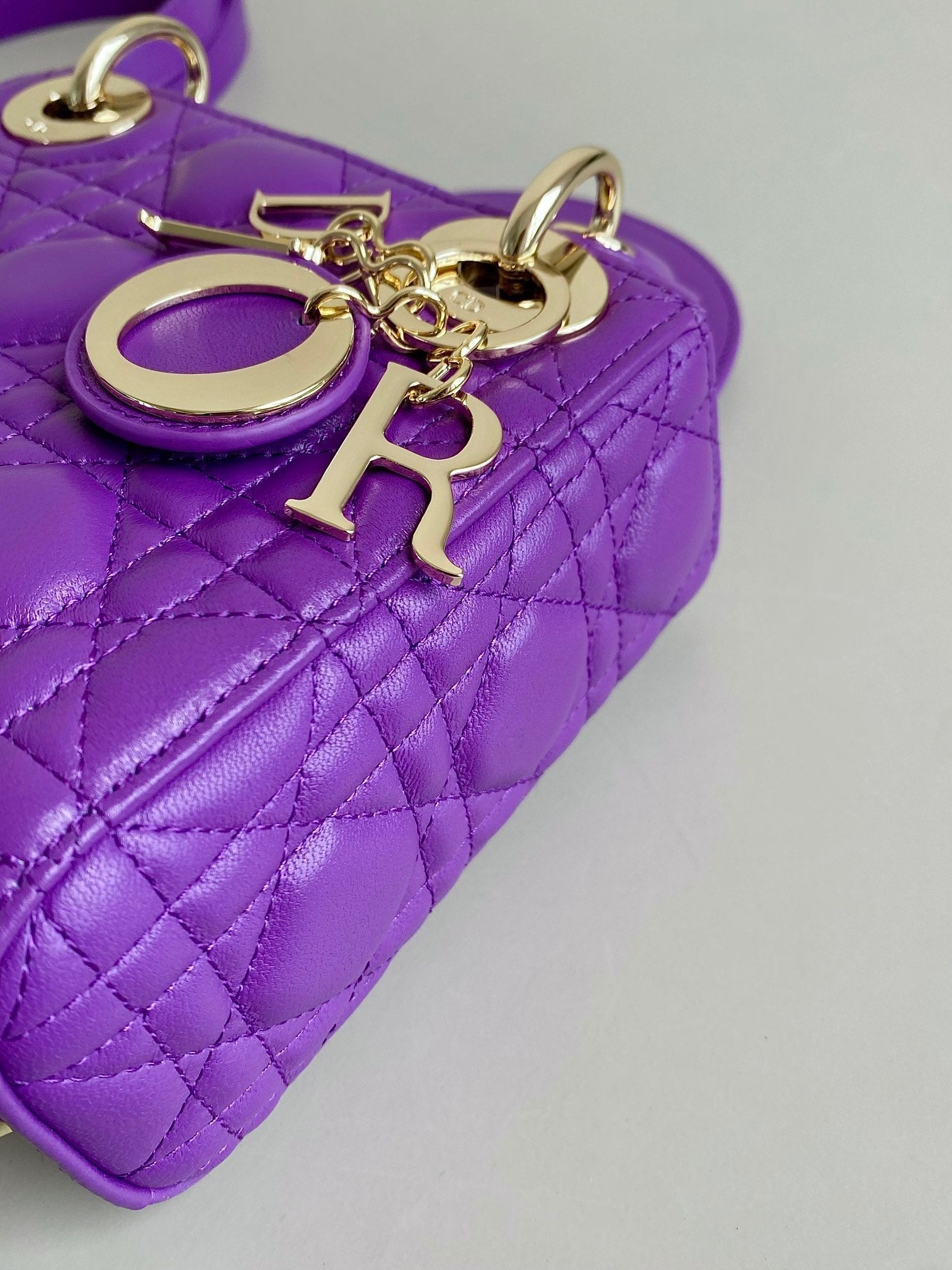DIOR LADY 17 IN VIOLET PURPLE LAMBSKIN WITH CANNAGE PATTERN