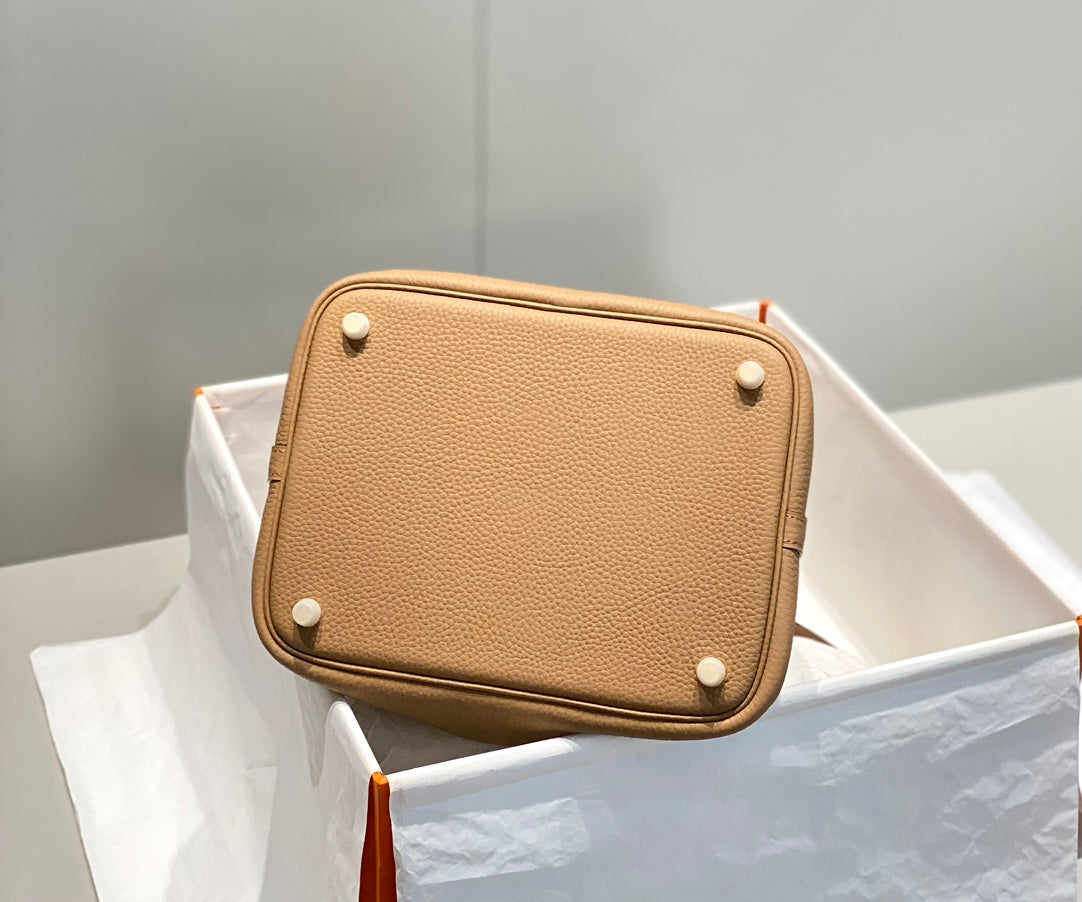 HERMES picotin lock 22 beige togo ghw