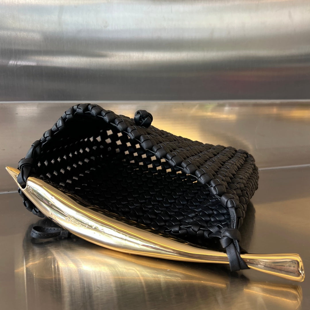 BOTTEGA VENETA SARDINE 29 BAG IN BLACK LAMBSKIN