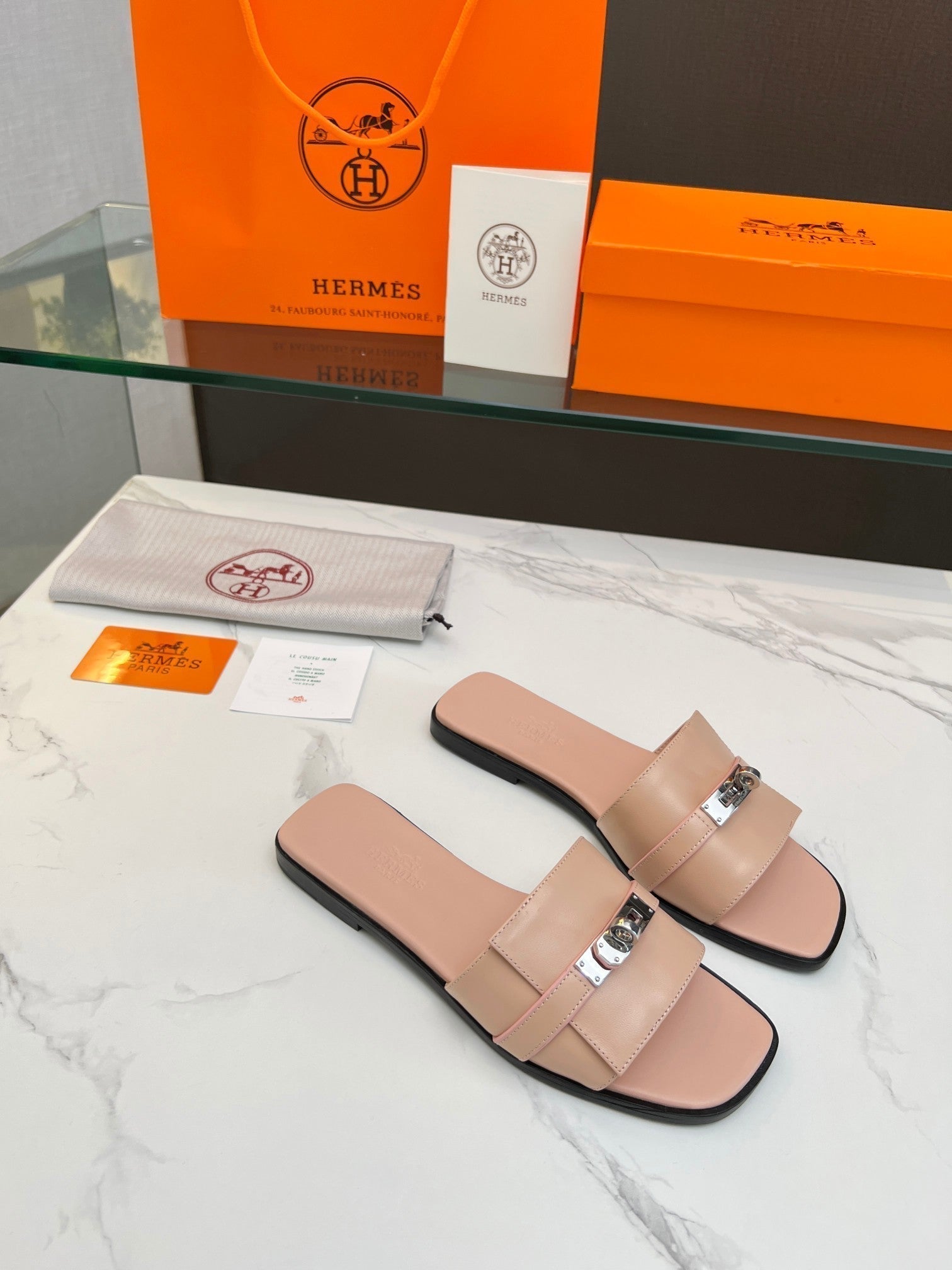 HERMES Giulia Sandal Rose Cannelle Calfskin