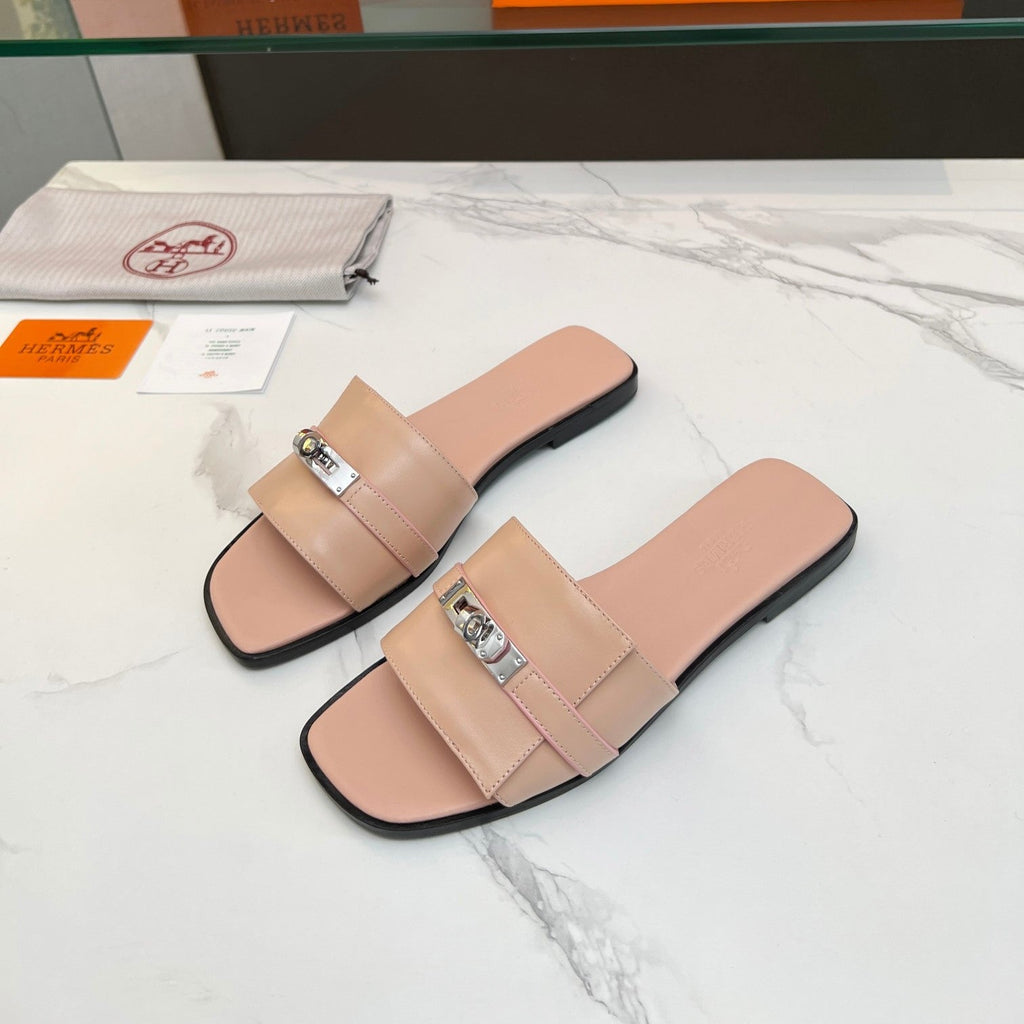 HERMES Giulia Sandal Rose Cannelle Calfskin