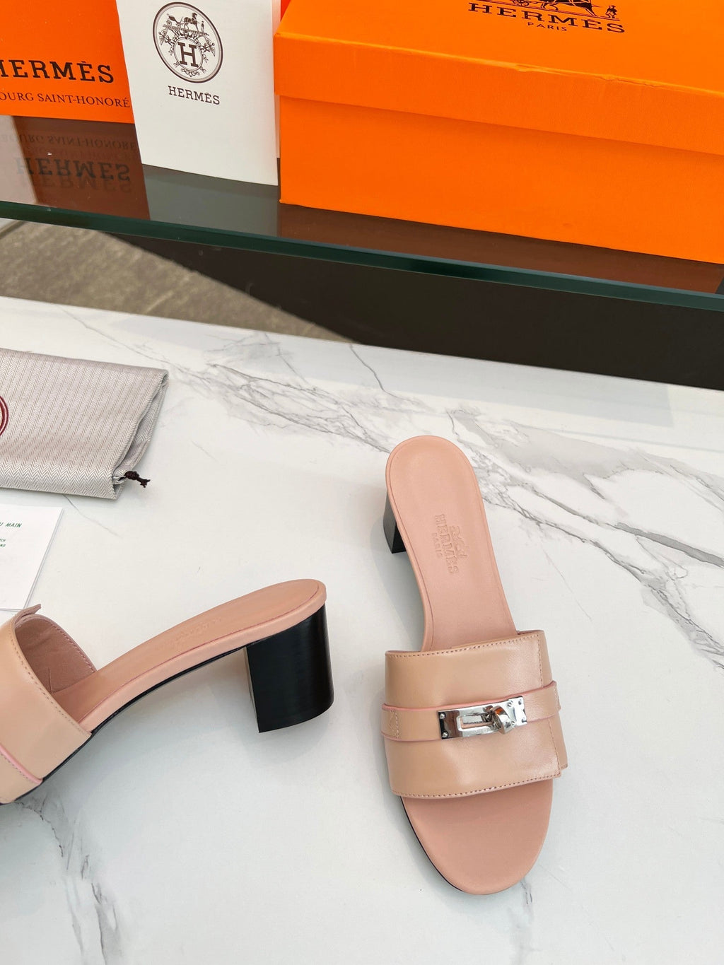 HERMES Gigi 50 Sandal Rose Cannelle Calfskin