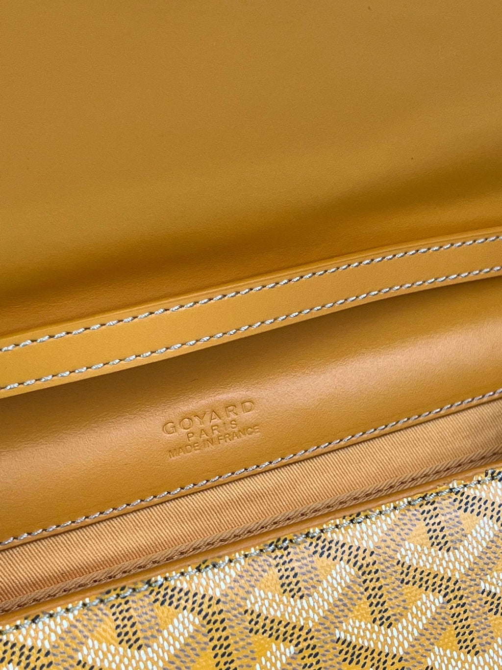 MONTE-CARLO PM CLUTCH 25 IN YELLOW GOYARDINE CANVAS