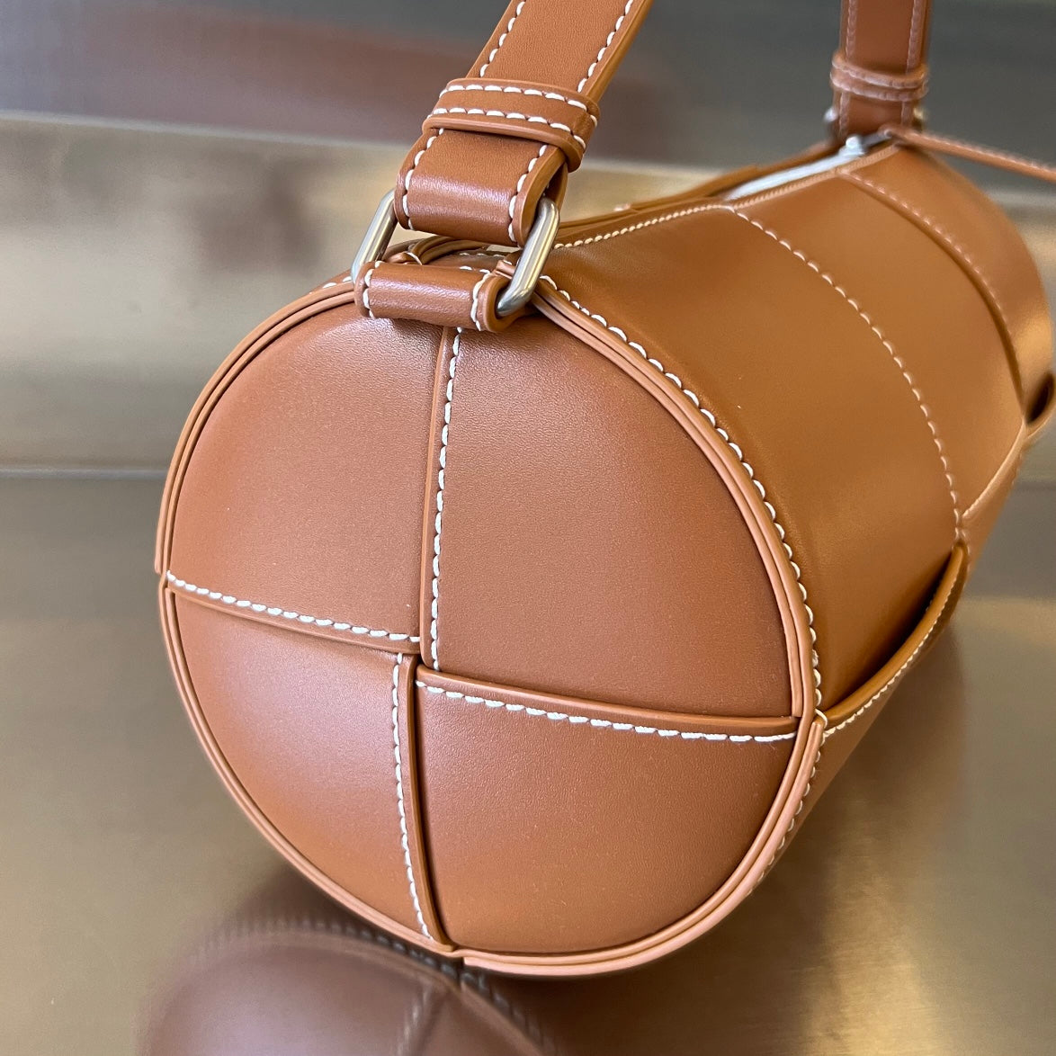 BOTTEGA VENETA CYLINDER CASSETTE 30 IN BRONZE BROWN CALFSKIN