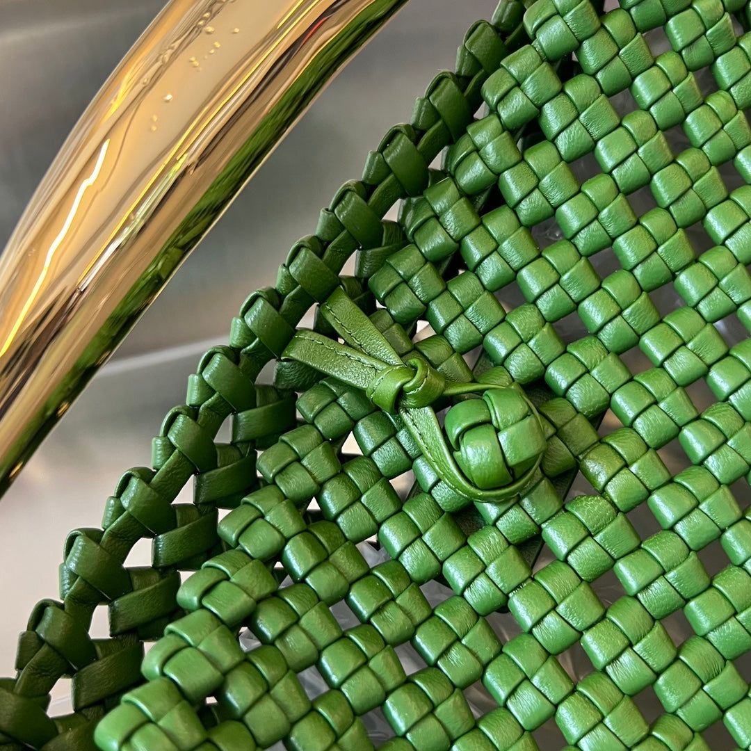 BOTTEGA VENETA SARDINE 29 BAG IN GREEN LAMBSKIN