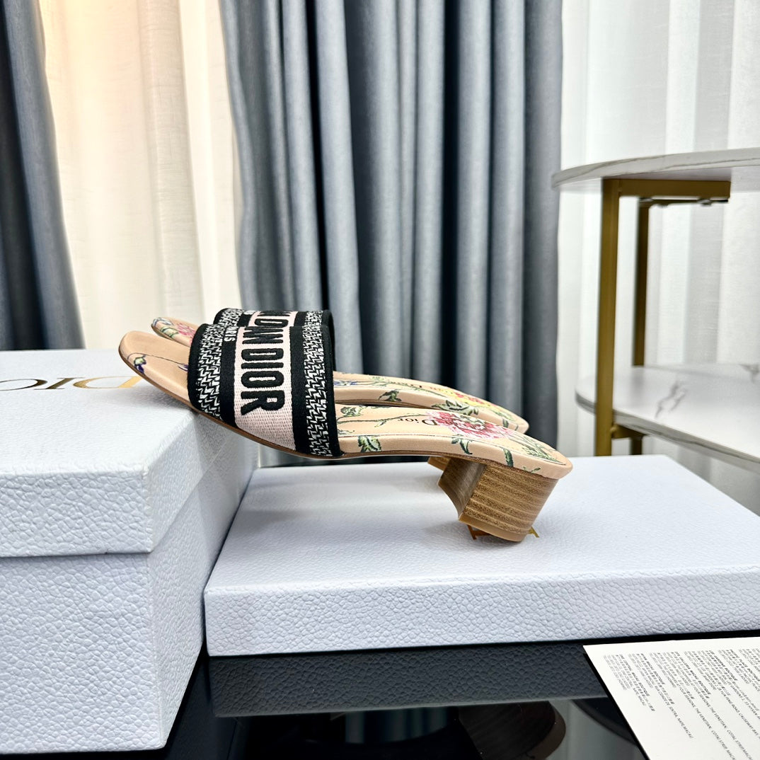 DIOR CD Mule Dway Heeled Slide 45mm Style 71