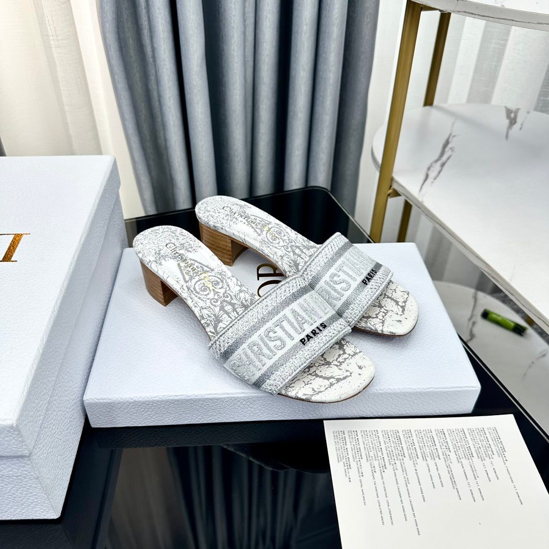 DIOR CD Mule Dway Heeled Slide 45mm Style 68