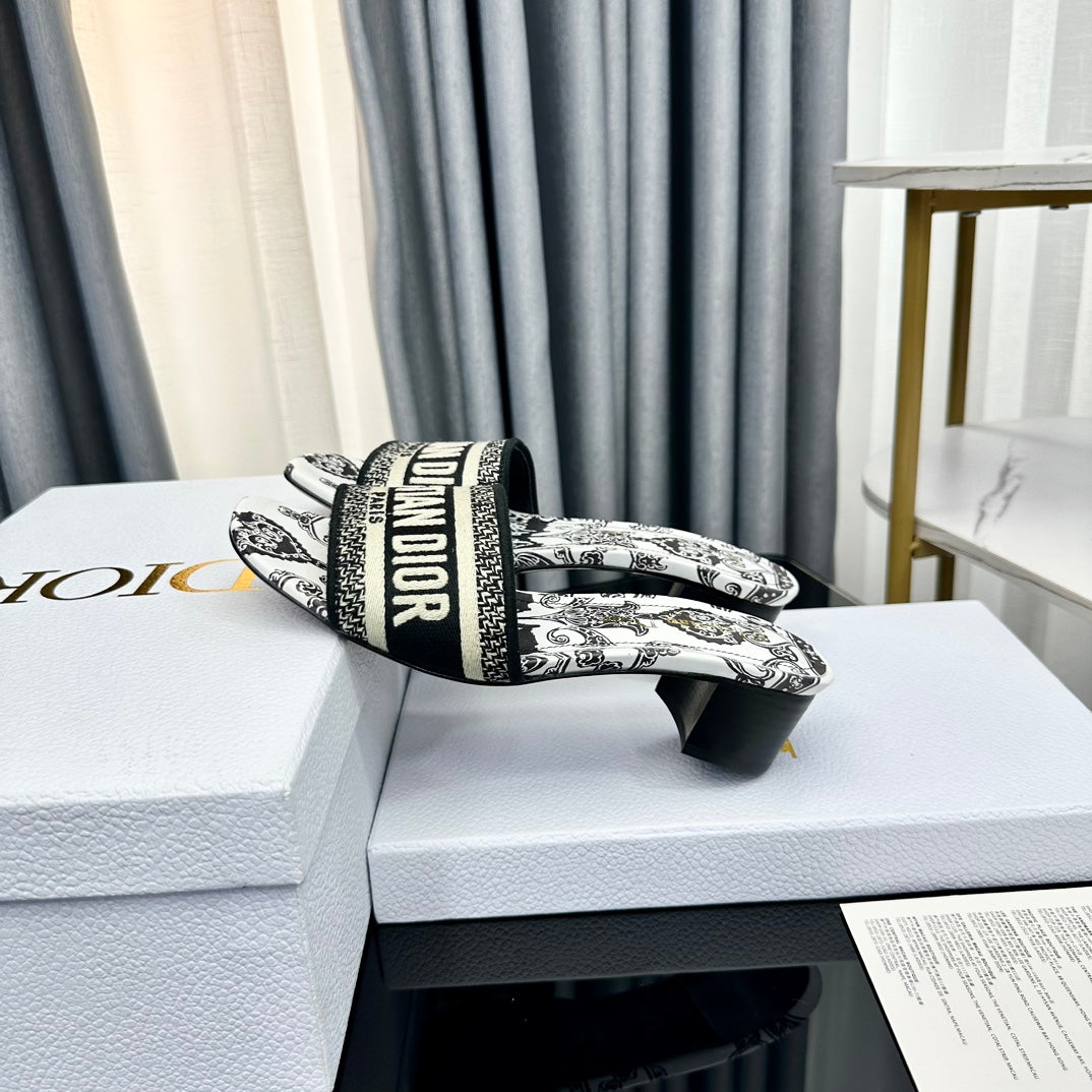 DIOR CD Mule Dway Heeled Slide 45mm Style 63