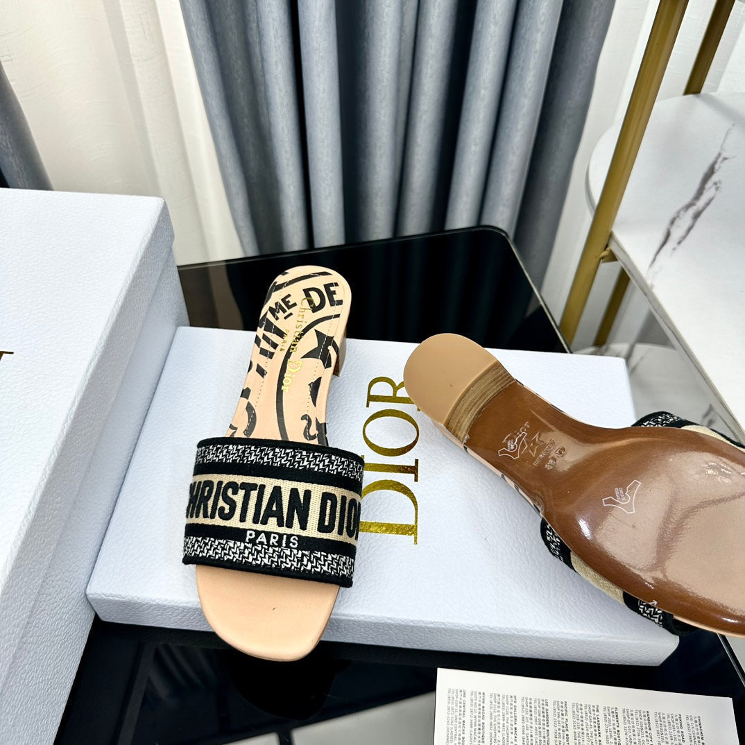 DIOR CD Mule Dway Heeled Slide 45mm Style 59