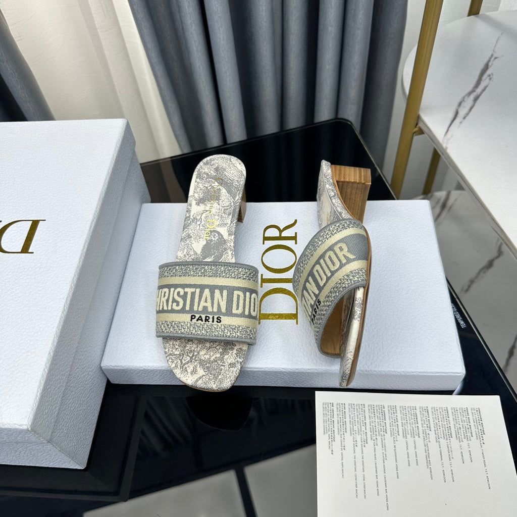 DIOR CD Mule Dway Heeled Slide 45mm Style 57