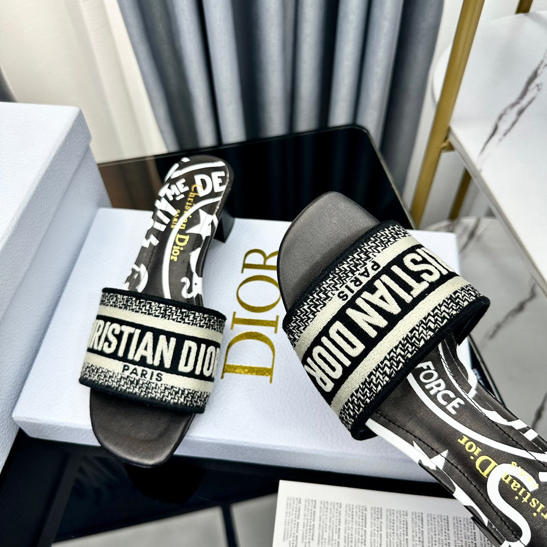 DIOR CD Mule Dway Heeled Slide 45mm Style 53