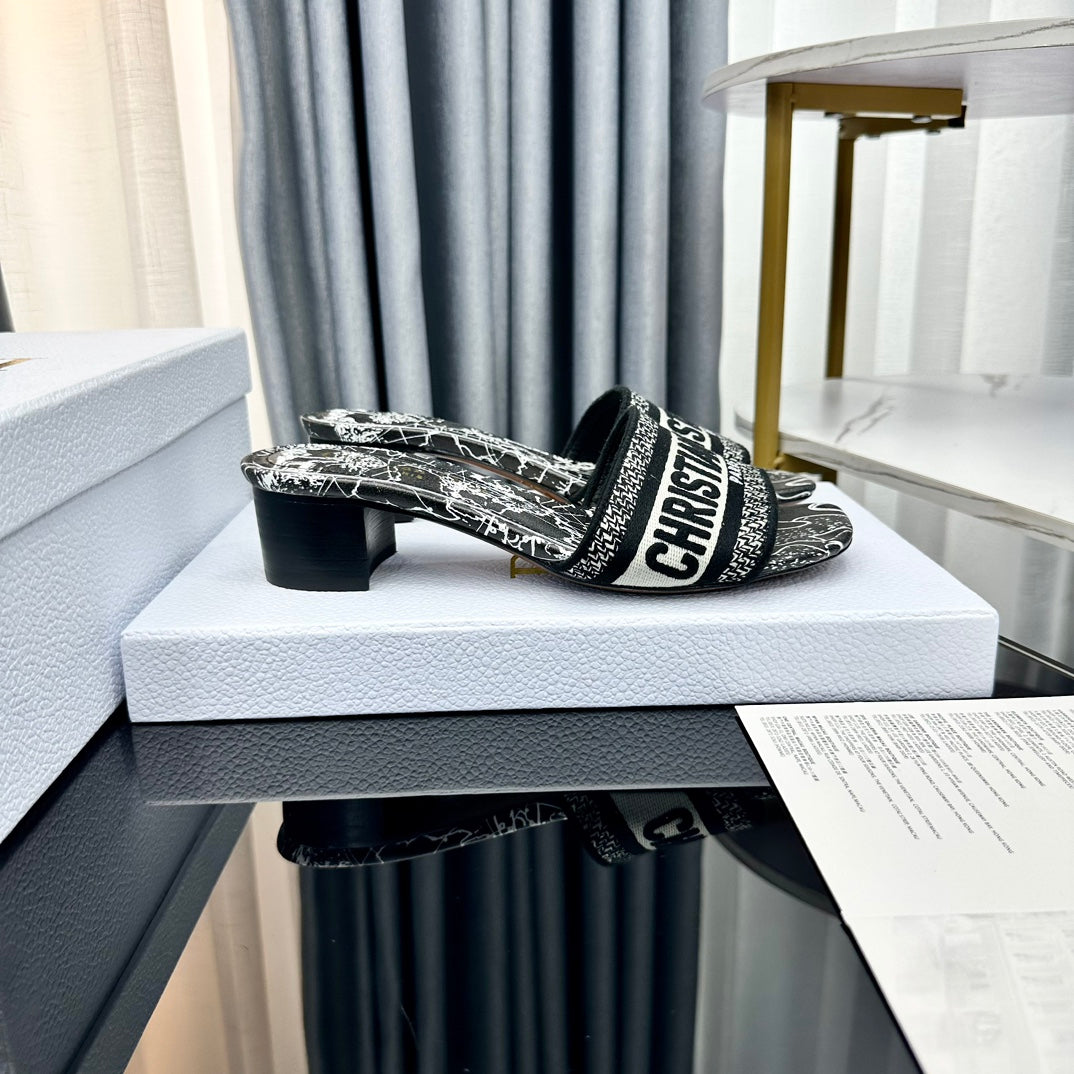 DIOR CD Mule Dway Heeled Slide 45mm Style 52