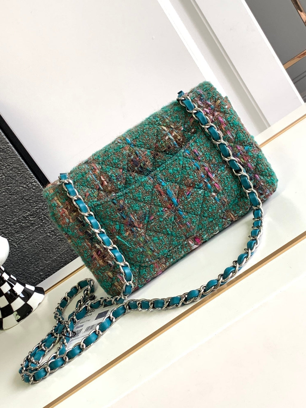 CHANEL MEDIUM 20 CLASSIC BAG IN GREEN FOREST WOOL TWEED