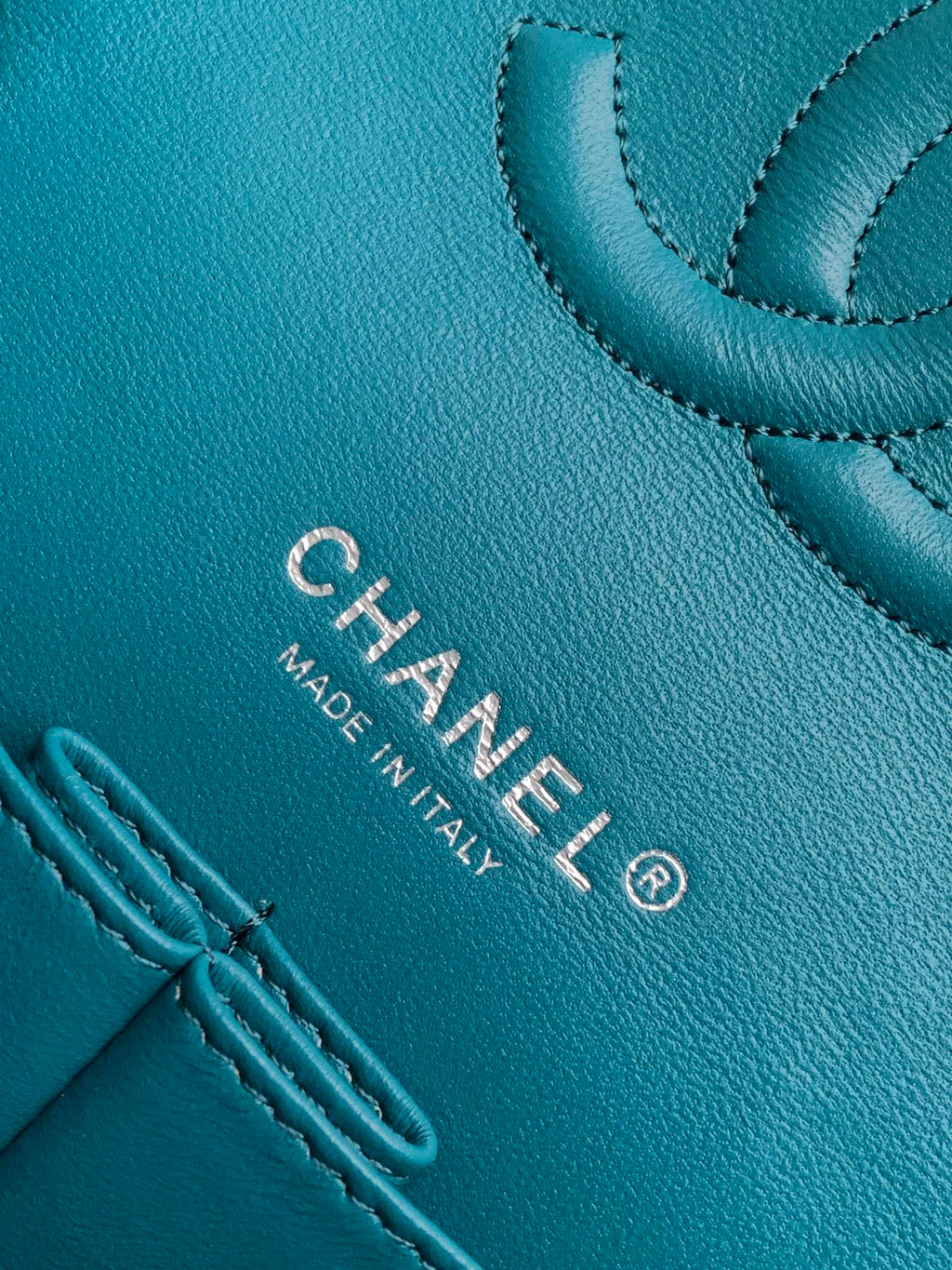 CHANEL MEDIUM 25 CLASSIC BAG IN GREEN FOREST WOOL TWEED