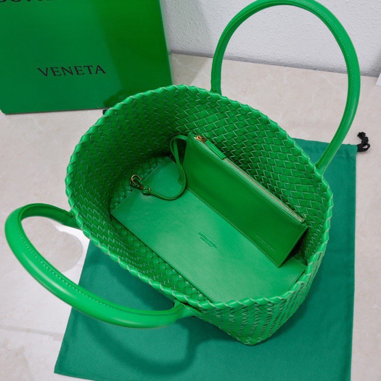 BOTTEGA VENETA Large Cabat 45cm Green Lambskin Ghw