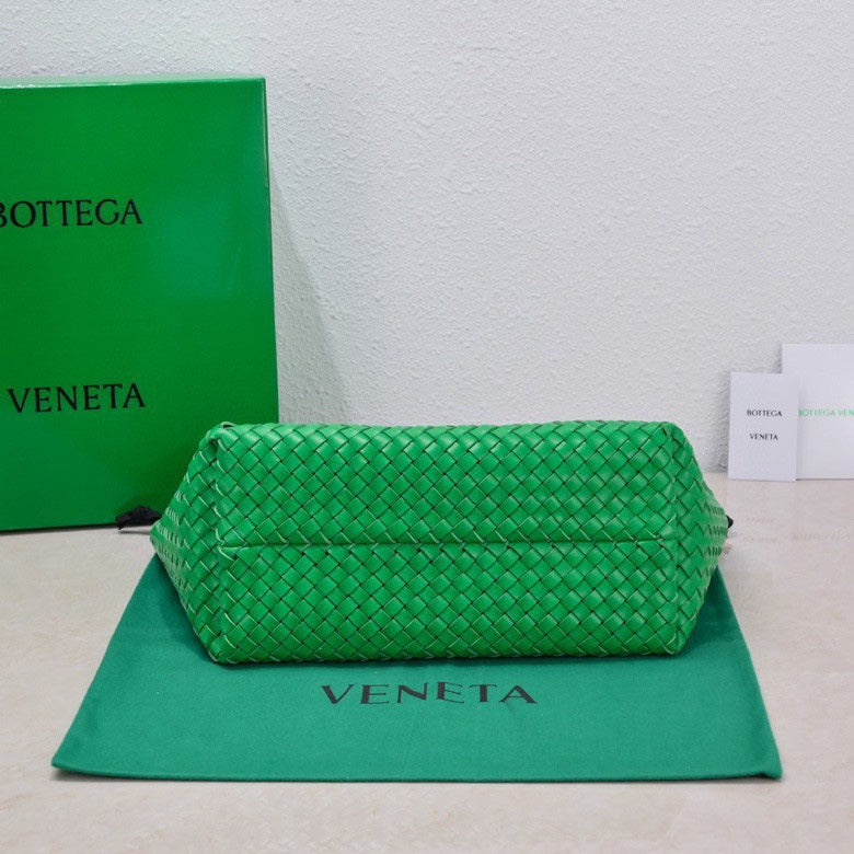 BOTTEGA VENETA Large Cabat 45cm Green Lambskin Ghw