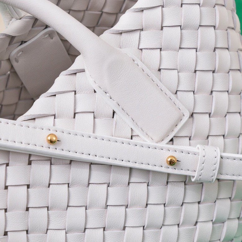BOTTEGA VENETA Mini Cabat 20cm White Lambskin Ghw