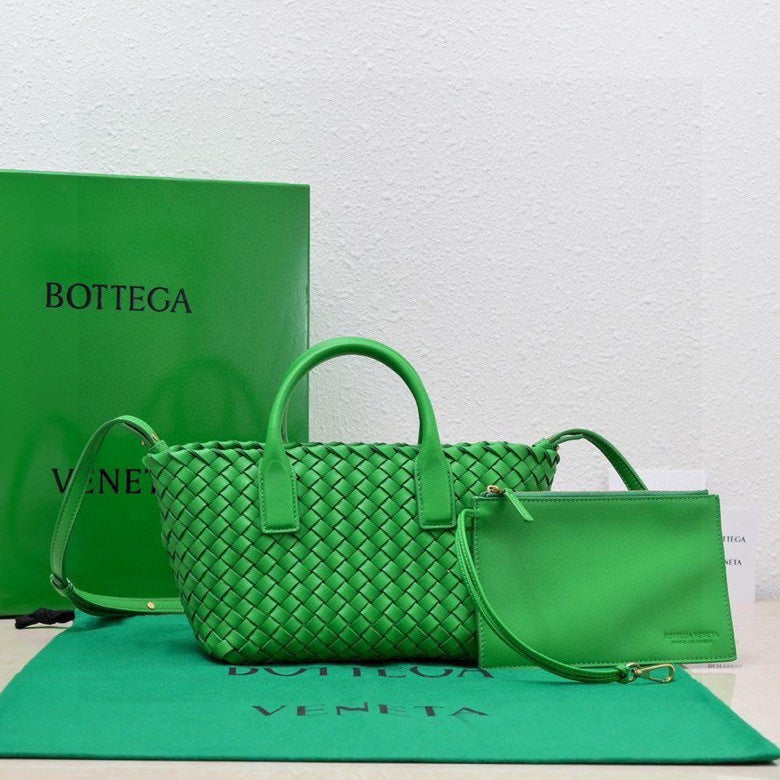 BOTTEGA VENETA Mini Cabat 20cm Dark Green Lambskin Ghw