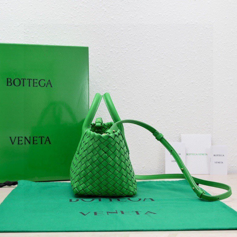 BOTTEGA VENETA Mini Cabat 20cm Dark Green Lambskin Ghw
