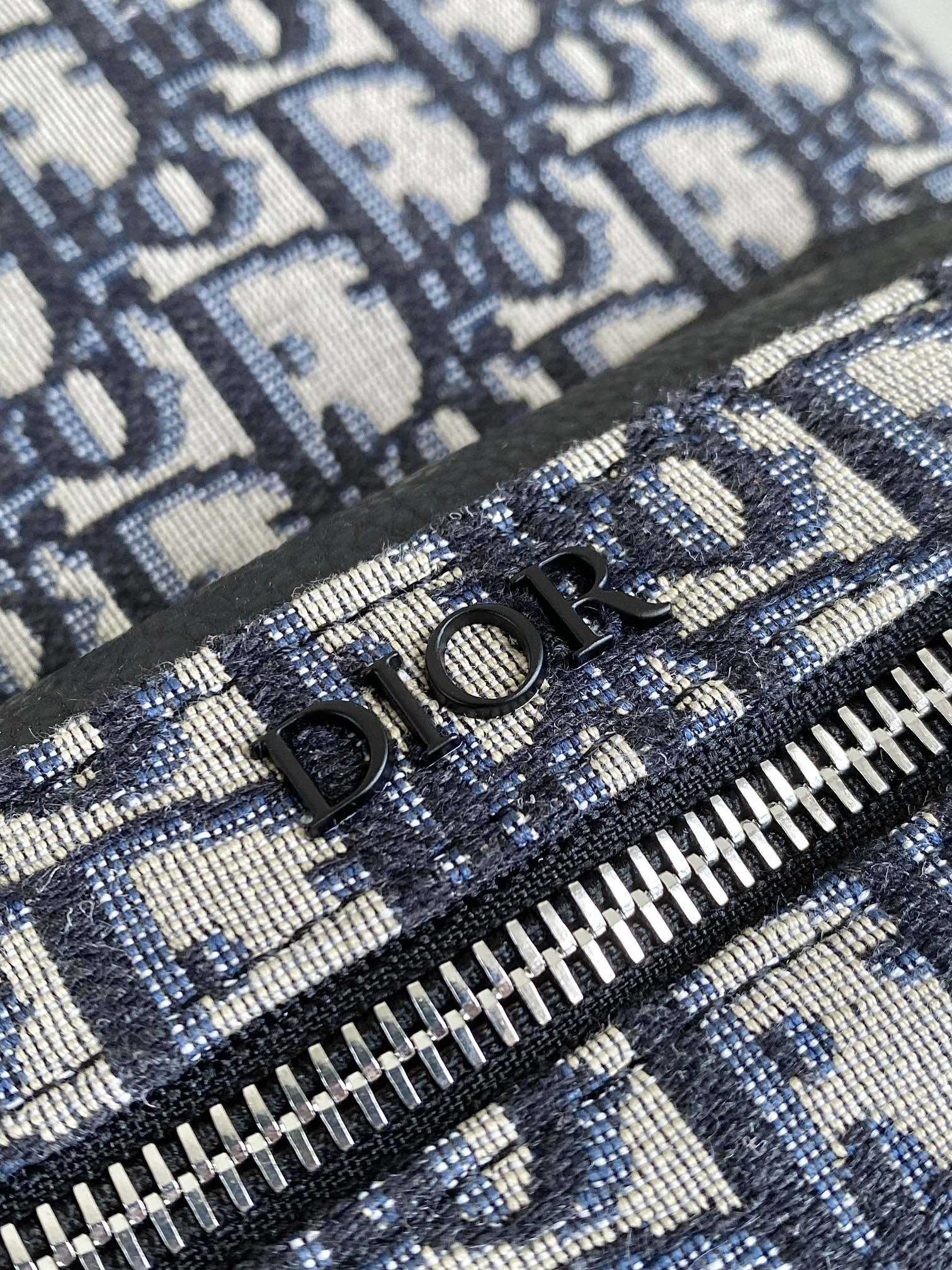 DIOR SMALL BACKPACK 32 BLUE OBLIQUE JACQUARD