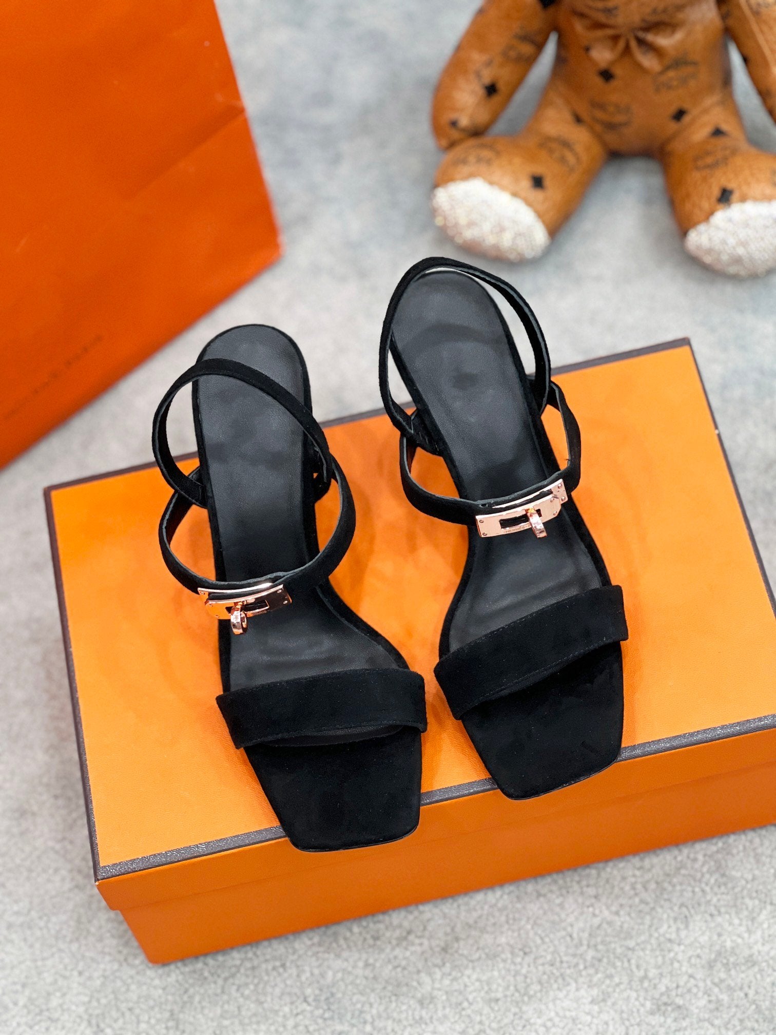 HERMES Glamour 75 Sandal Black Suede