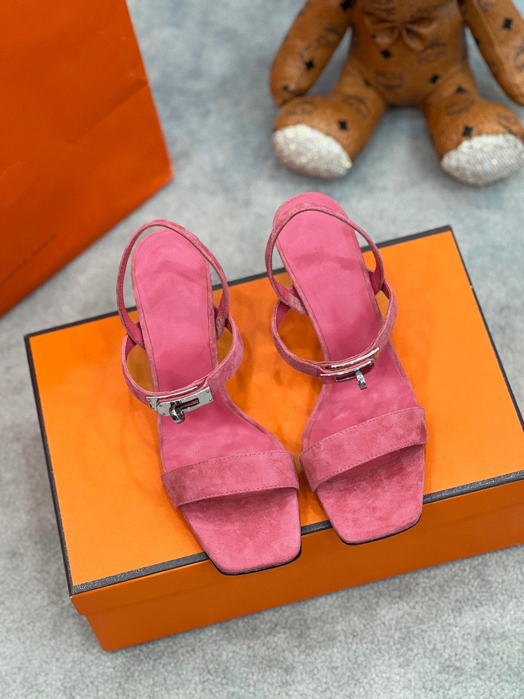HERMES Glamour 75 Sandal Pink Suede