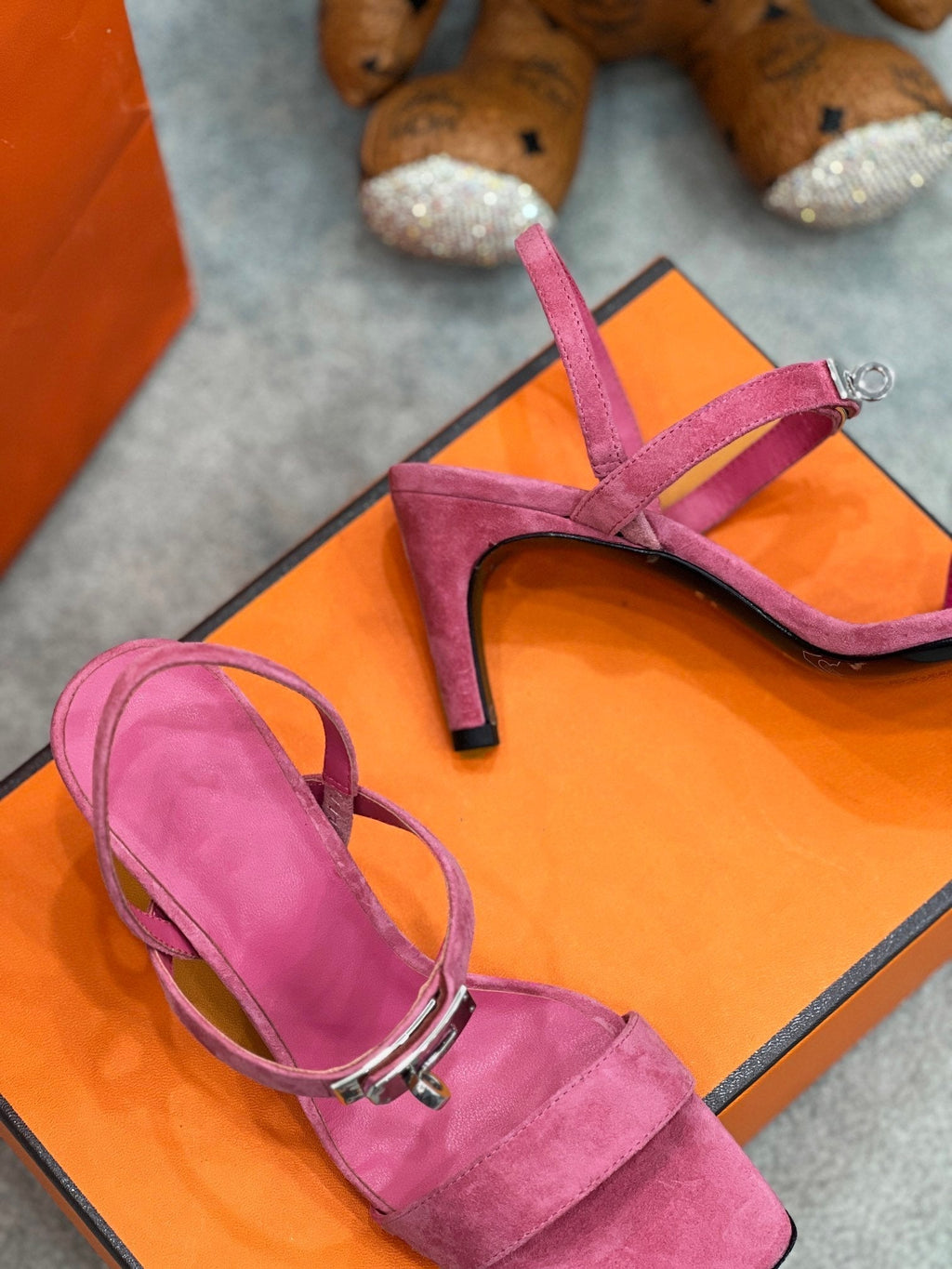 HERMES Glamour 75 Sandal Pink Suede
