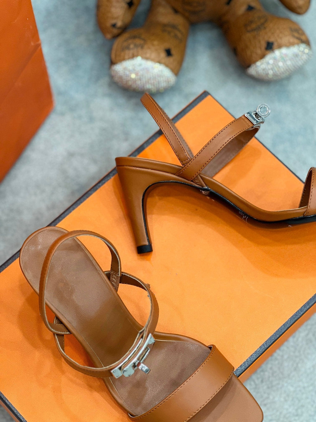 HERMES Glamour 75 Sandal Brown Leather