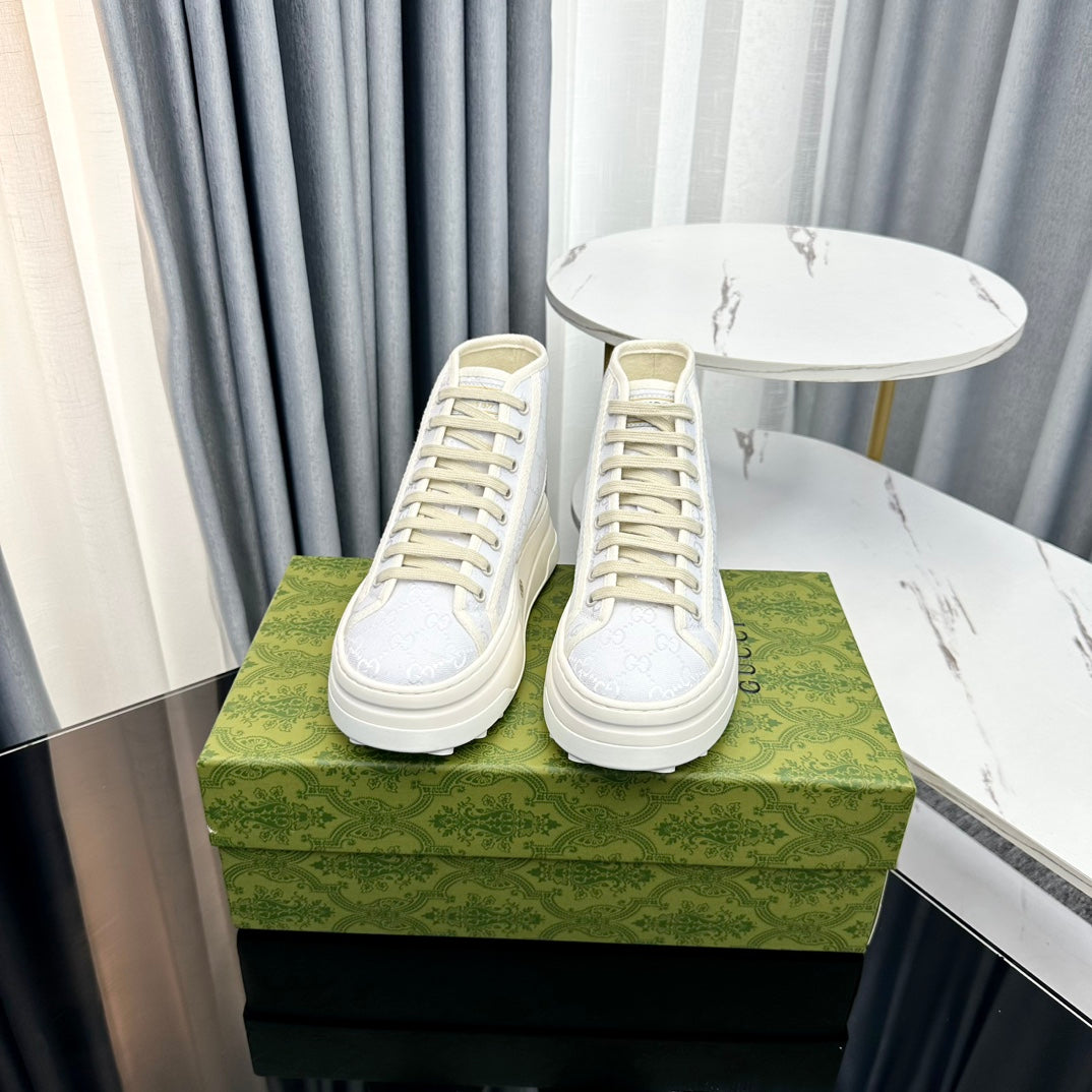 GUCCI HIGH TOP SNEAKER FLATFORM PASTEL BLUE CANVAS