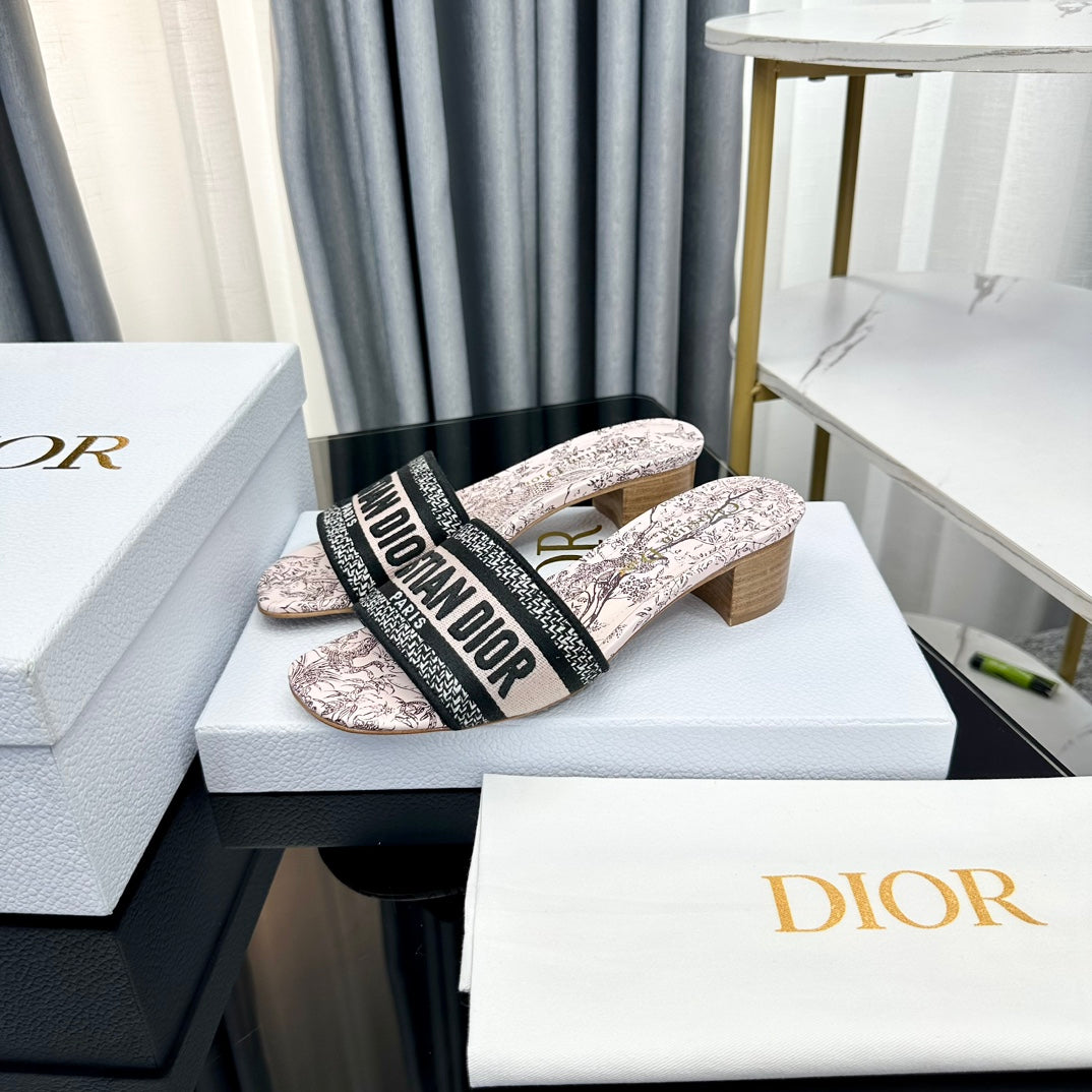 DIOR CD Mule Dway Heeled Slide 45mm Style 39