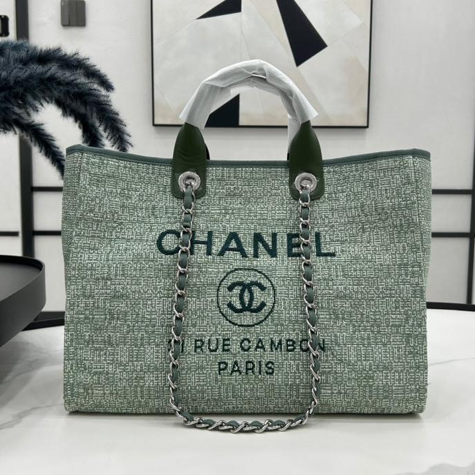 CHANEL DEAUVILLE LARGE 38 TOTE BAG IN LIGHT GREEN CANVAS