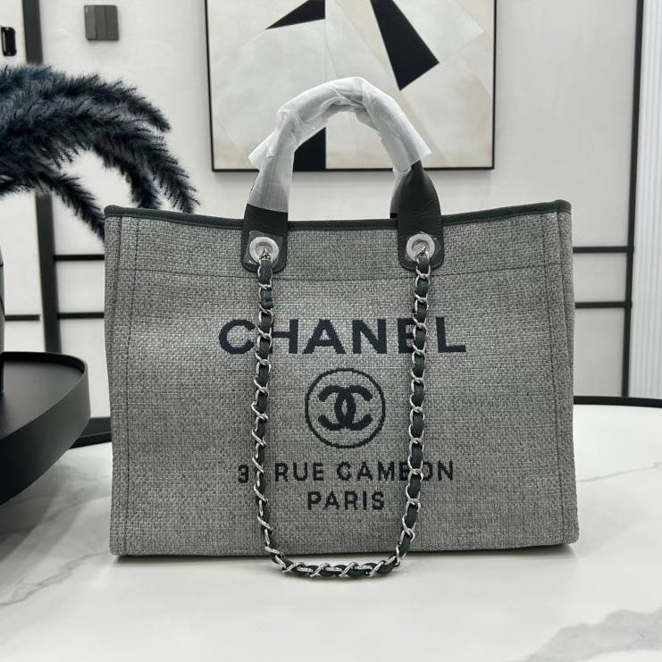 CHANEL DEAUVILLE LARGE 38 TOTE BAG IN GREY CANVAS WITH BLACK LOGO