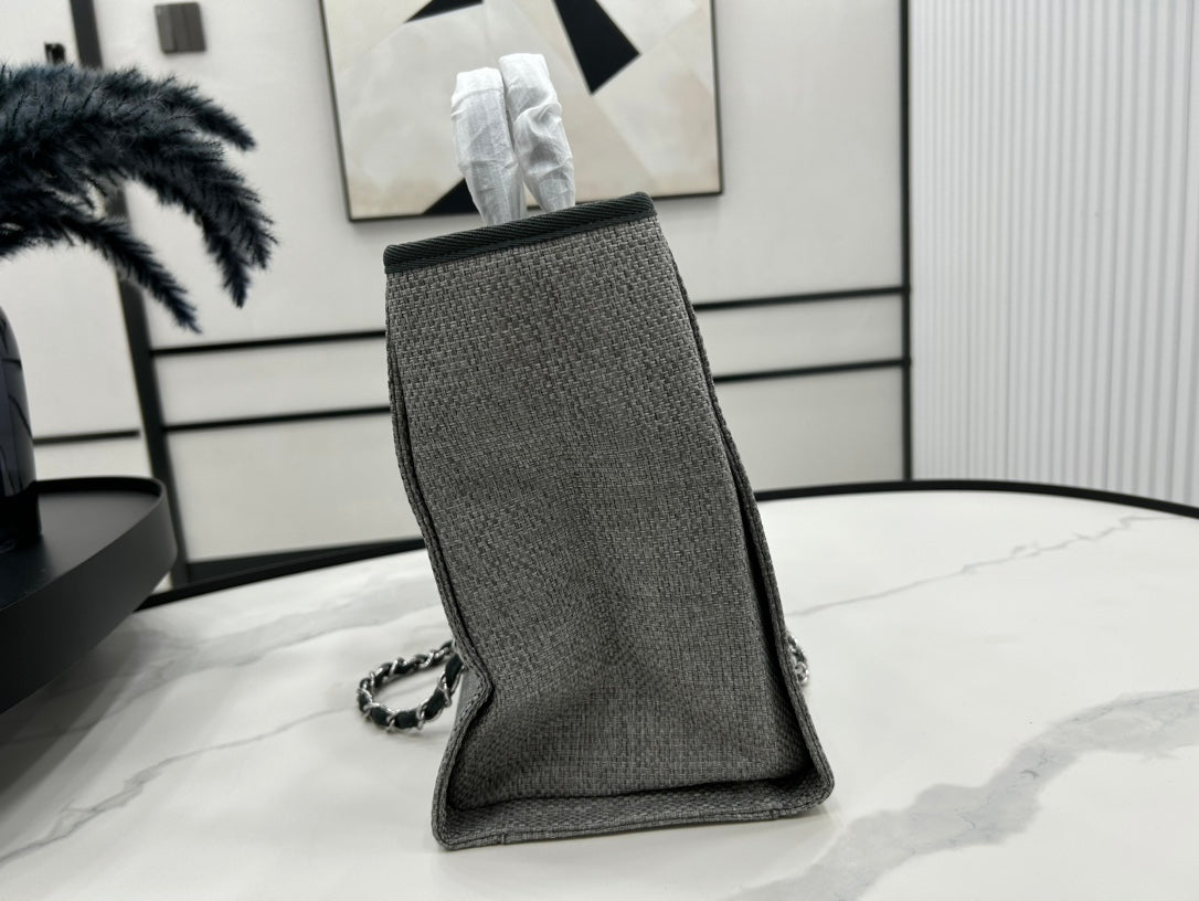 CHANEL DEAUVILLE LARGE 38 TOTE BAG IN GREY CANVAS WITH BLACK LOGO