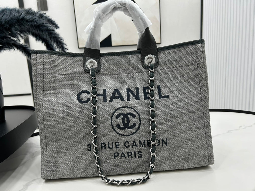 CHANEL DEAUVILLE LARGE 38 TOTE BAG IN GREY CANVAS WITH BLACK LOGO