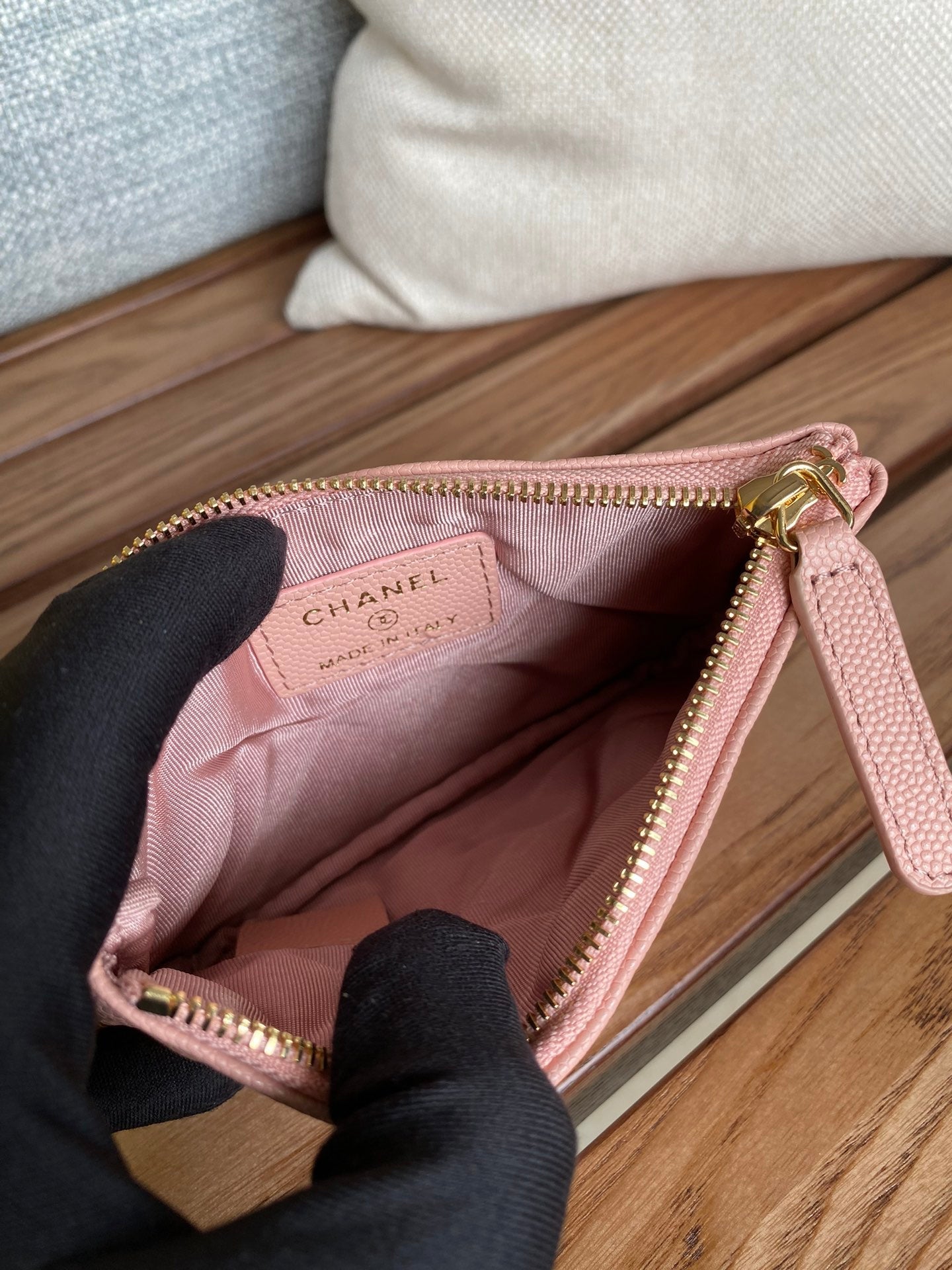 CHANEL CLASSIC SMALL 15 ZIPPED POUCH IN LIGHT PINK GRAINED CALFSKIN