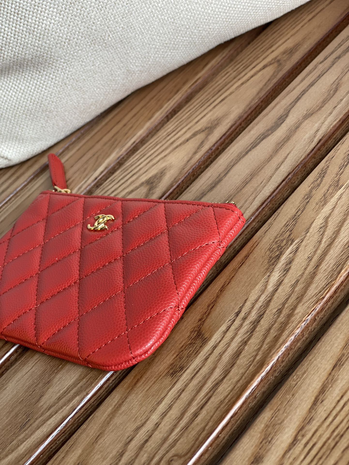 CHANEL CLASSIC SMALL 15 ZIPPED POUCH IN CRIMSON RED GRAINED CALFSKIN