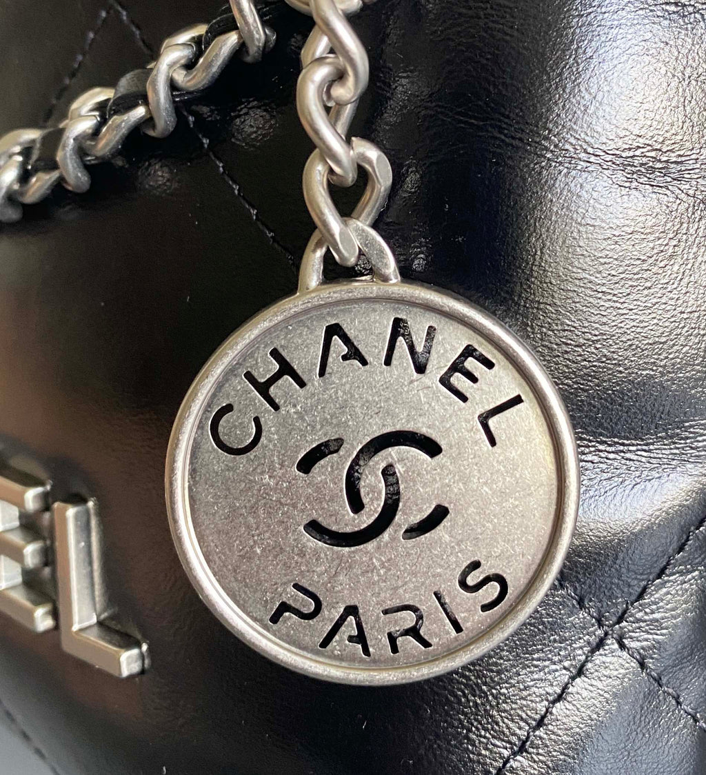 CHANEL HOBO MINI 20CM BLACK LAMBSKIN SHW