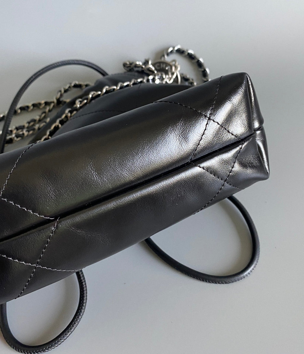 CHANEL HOBO MINI 20CM BLACK LAMBSKIN SHW