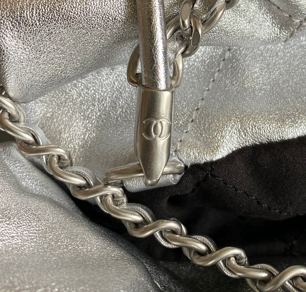 CHANEL HOBO MINI 20CM SILVER LAMBSKIN